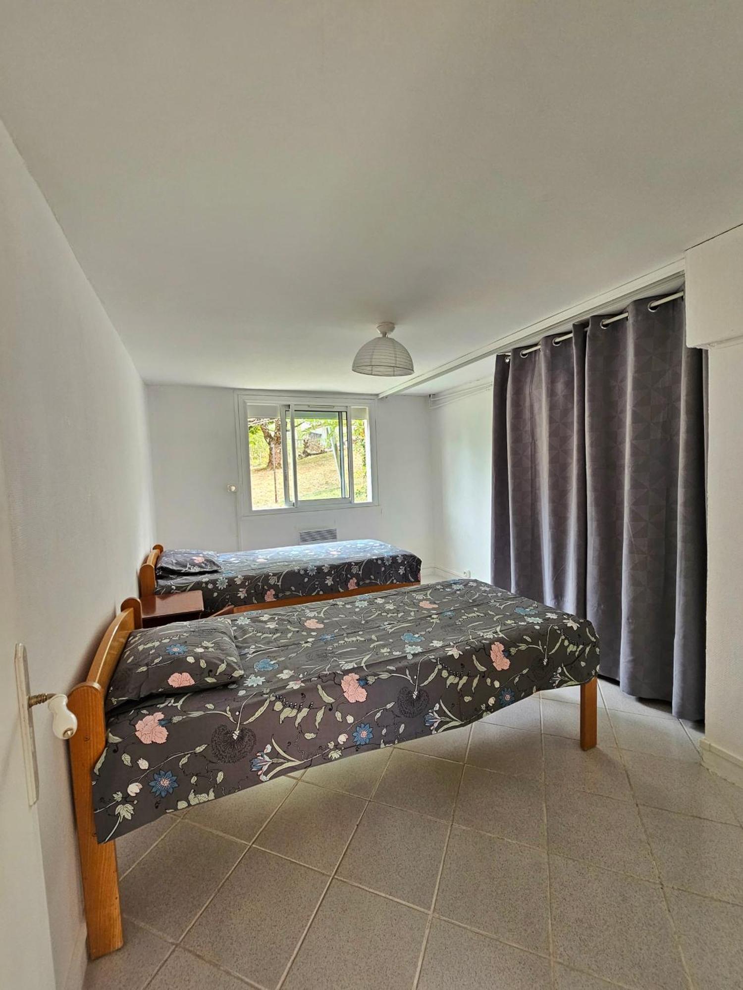Appartement Lumineux Et Calme En Rez-De-Jardin Castanet-Tolosan エクステリア 写真